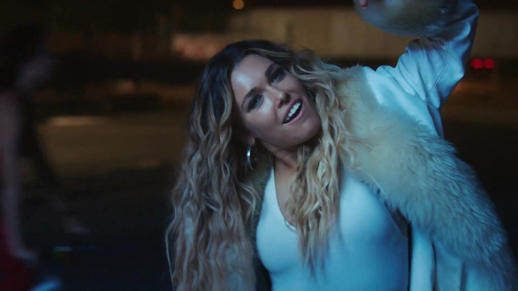 Rachel Platten - Broken Glass - Waves - 26